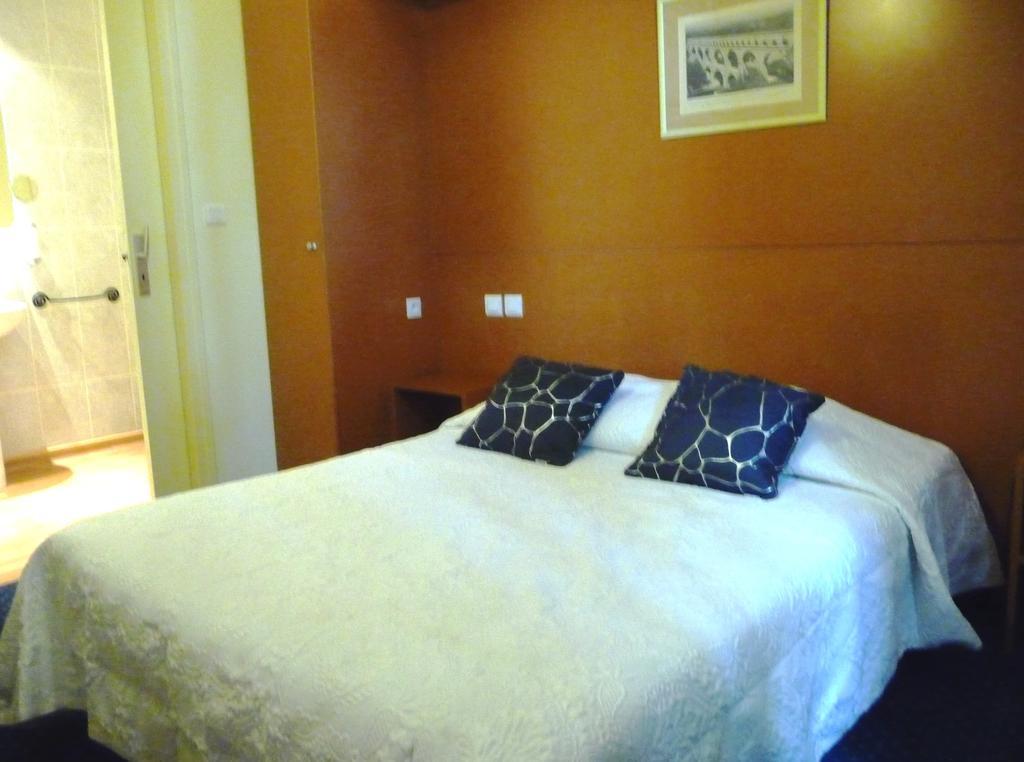 Hotel Restaurant Le Colombier Ремулен Экстерьер фото